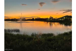 207 Indies Dr E 201, Naples