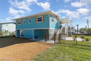 320 Bayland Road, Fort Myers Beach, FL 33931 Sold 02/18/25