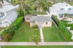 343 1st Ave S, Naples