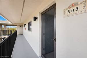 1919 Olde Middle Gulf Drive, Sanibel, FL 33957 Sold 05/16/25