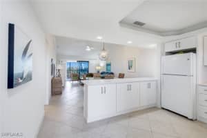 1919 Olde Middle Gulf Drive, Sanibel, FL 33957 Sold 05/16/25
