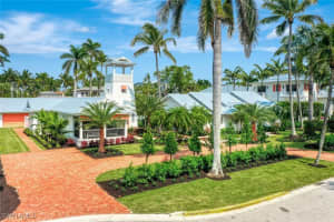 47 8th Avenue, Naples, FL 34102 - MLS#225001514