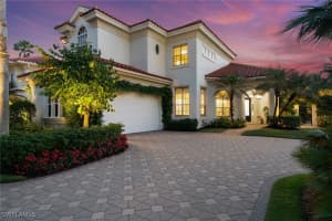 8723 La Palma Ln, Naples