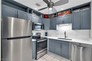 975 9th Avenue, Naples, FL 34102 - MLS#225001632