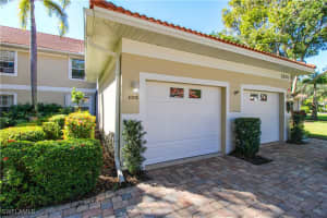 5330 Andover Dr 102, Naples