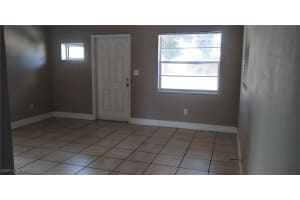 3847 Maxine Street, Fort Myers, FL 33901 Sold 02/07/25