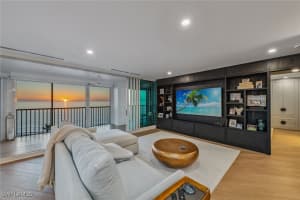 4651 Gulf Shore Boulevard, Naples, FL 34103 Sold 04/11/25
