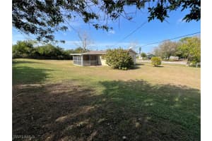 302 Arthur Avenue, Lehigh Acres, FL 33936 Sold 01/22/25