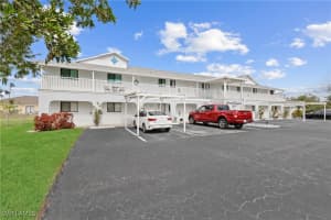 1203 Sw 48th Ter 201, Cape Coral