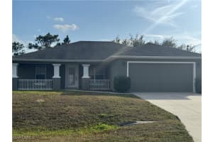 2817 31st Street, Lehigh Acres, FL 33971 Sold 05/22/25