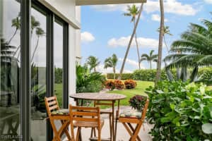180 Seaview Ct 114, Marco Island