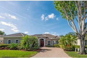 10199 Avonleigh Dr, Bonita Springs