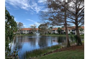 1108 Egrets Walk Cir 101, Naples
