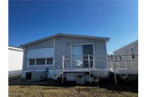 172 Vista Mar Drive, North Fort Myers, FL 33903 Sold 01/24/25