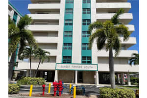 4807 Sunset Court, Cape Coral, FL 33904 Sold 03/31/25