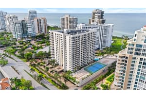 4451 Gulf Shore Boulevard, Naples, FL 34103 Sold 03/14/25