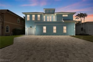 3967 Skyway Dr 14, Naples
