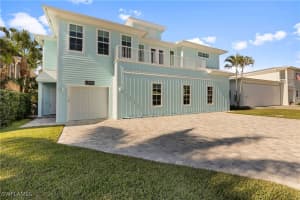 3967 SKYWAY Drive, Naples, FL 34112 - MLS#225002441