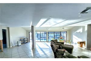 341 Seminole Way, Fort Myers Beach, FL 33931 Sold 04/04/25