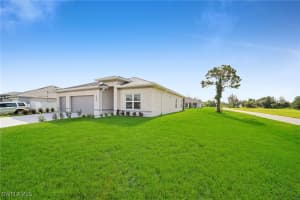1700 2nd Avenue, Cape Coral, FL 33993 Sold 02/28/25