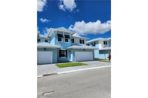 26331 Coco Cay Cir 201, Bonita Springs