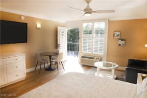 2555 Tamiami Trail, Naples, FL 34103 Sold 03/19/25