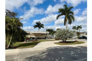 449 Cheetah Drive, Naples, FL 34114 Sold 04/02/25