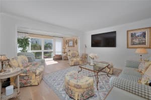 1900 Gulf Shore Boulevard, Naples, FL 34102 Sold 03/10/25