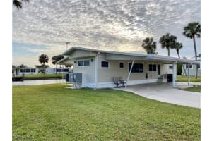 22 Henderson Drive, Naples, FL 34114 Sold 08/28/25