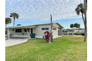 22 Henderson Drive, Naples, FL 34114 Sold 08/28/25