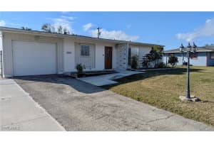 804 Bougainvillea Road, Lehigh Acres, FL 33936 - MLS#225002865