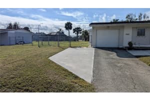 804 Bougainvillea Road, Lehigh Acres, FL 33936 - MLS#225002865