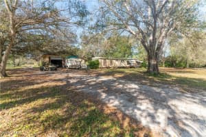 2426 + 2400 Phillips Road, Labelle, FL 33935 Sold 04/25/25