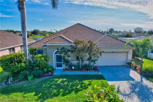 8040 Liriope Loop, Lehigh Acres, FL 33972 - MLS#225002881