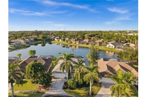 1034 Tivoli Court, Naples, FL 34104 Sold 03/03/25