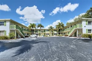 975 9th Avenue, Naples, FL 34102 Sold 04/04/25