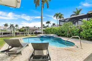 373 Egret Ave, Naples