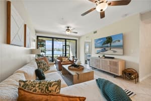 15126 Palmer Lake Circle, Naples, FL 34109 Sold 04/04/25