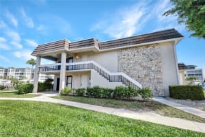 881 Panama Ct 202, Marco Island
