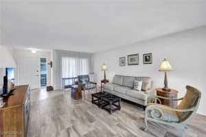 881 Panama Court, Marco Island, FL 34145 - MLS#225002959