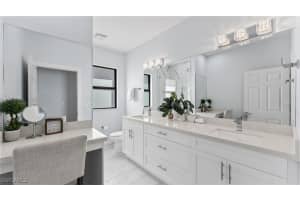 561 94th Avenue, Naples, FL 34108 - MLS#225003055