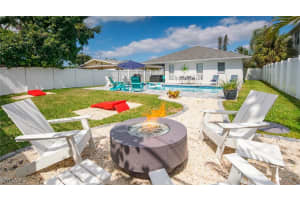 588 105th Ave N, Naples