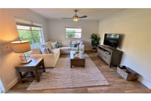588 105th Avenue, Naples, FL 34108 - MLS#225003079