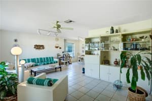658 93RD Avenue, Naples, FL 34108 Sold 02/13/25