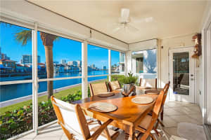205 Park Shore Drive, Naples, FL 34103 Sold 02/28/25
