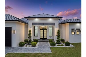 722 19th Street, Naples, FL 34117 Sold 07/09/25