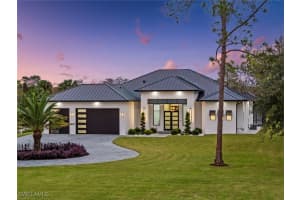 722 19th Street, Naples, FL 34117 Sold 07/09/25