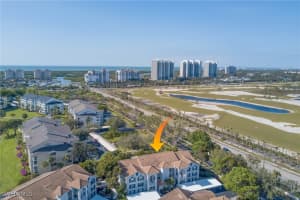 585 Club Side Dr 201, Naples