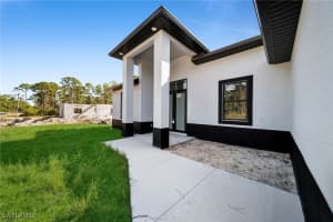 107 11TH Street, Lehigh Acres, FL 33972 Sold 03/24/25