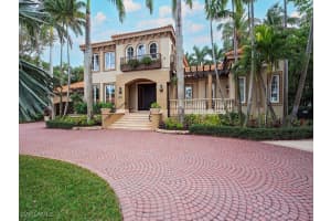 2070 Gordon Drive, Naples, FL 34102 Sold 05/01/25